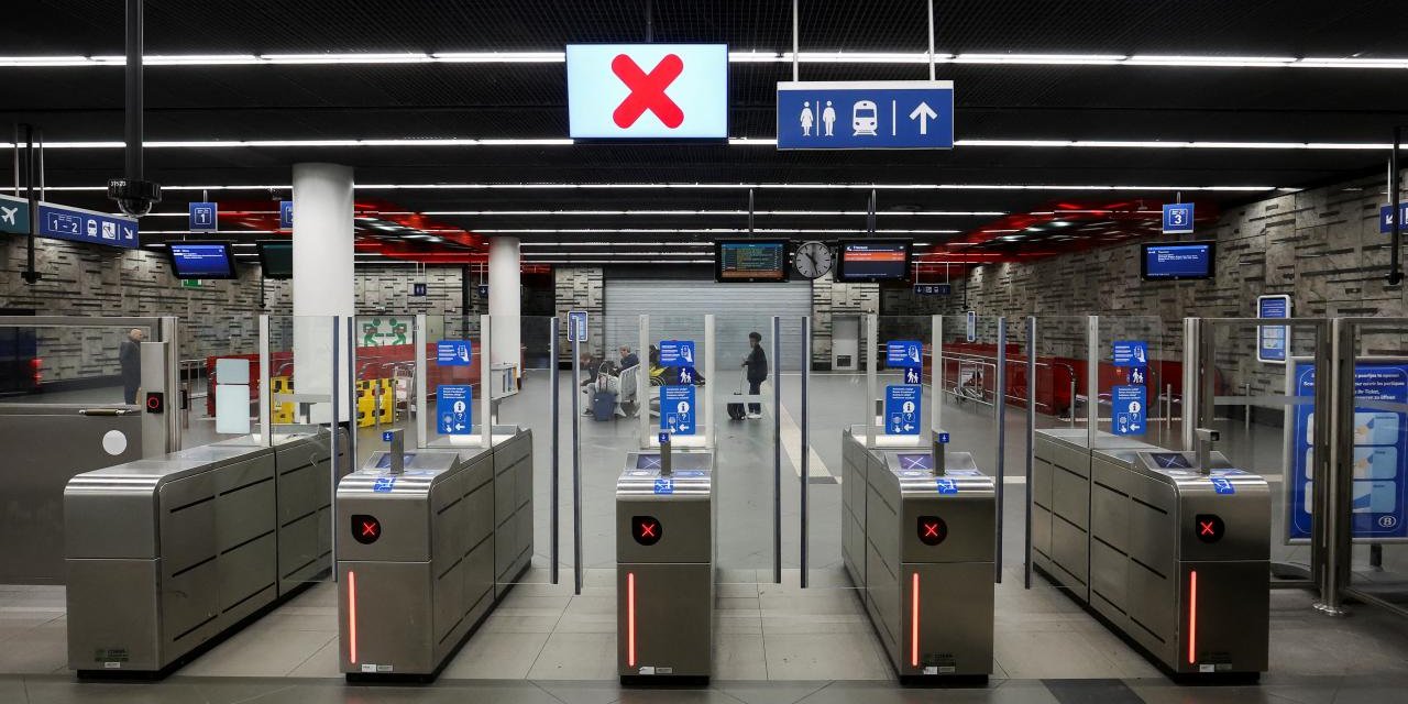 Charleroi Havalimanı'nda Hava Trafik Kontrolörleri Gece Saatlerinde Greve Gidecek