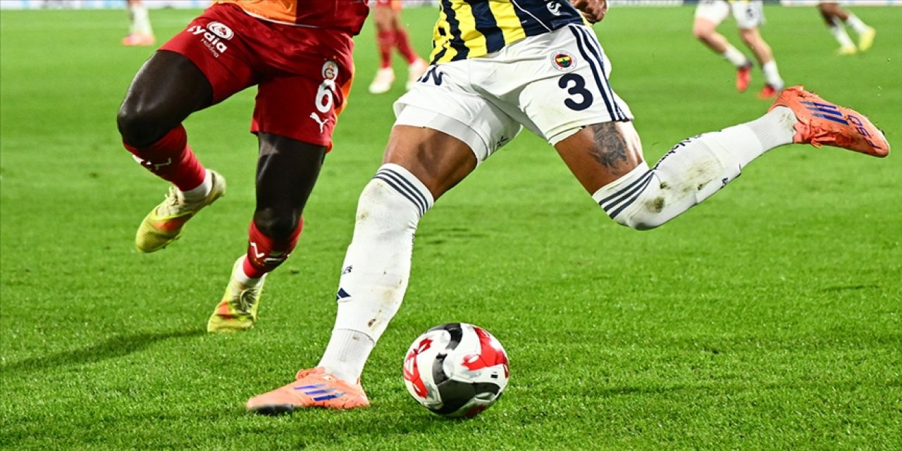 Galatasaray-Fenerbahçe Derbisinin Tarihi Belli Oldu