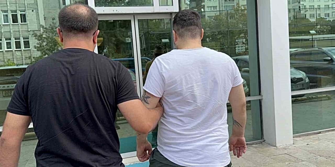 Sokakta Bıçaklı Dehşet! Hiç Tanımadığı Kadını Bıçakladı