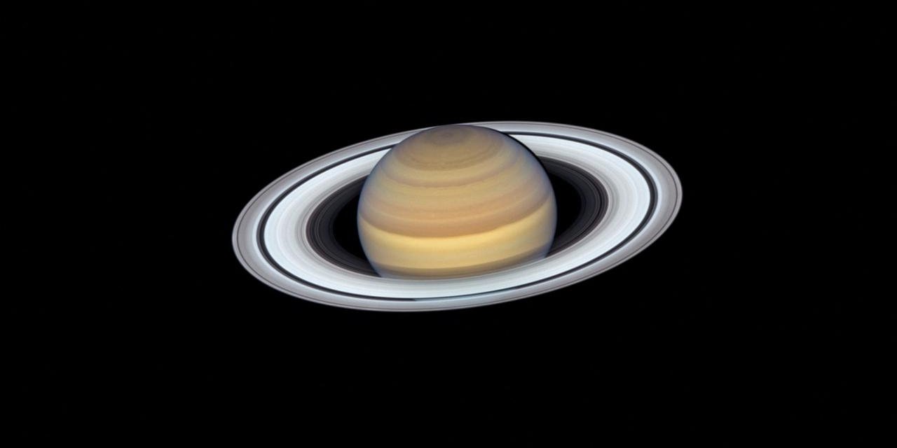 Satürn'ün Güney Kutbunda 10 Kenarlı Dev Bir Atmosfer Dalgası Keşfedildi