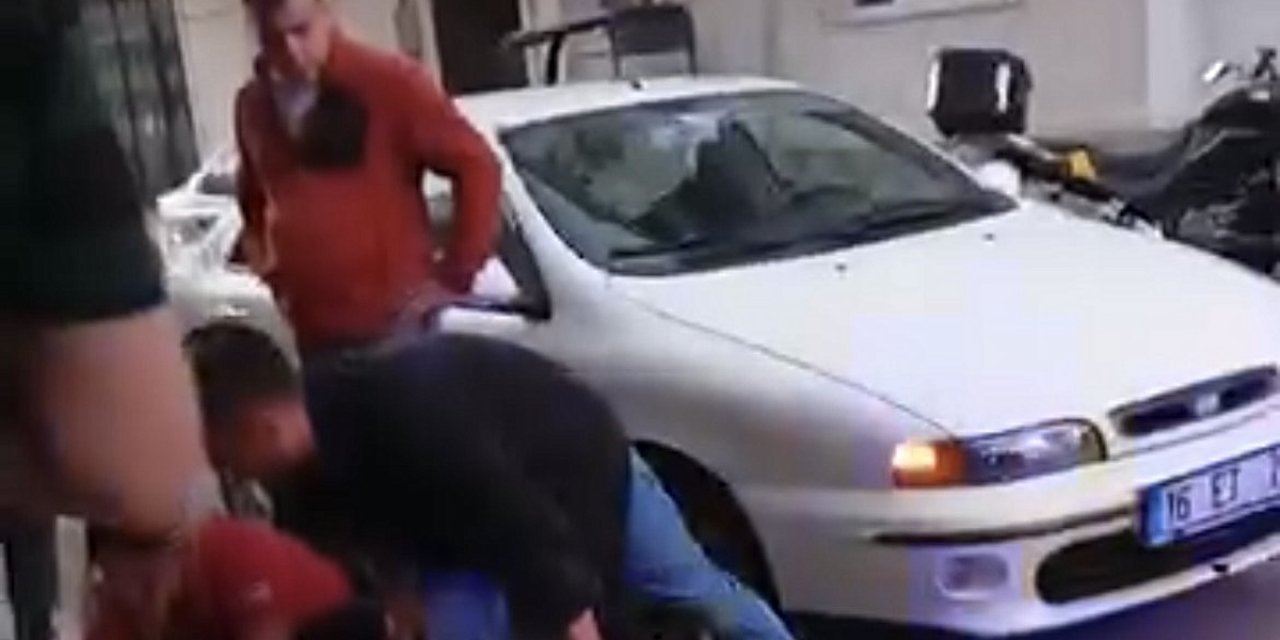 Bursa Karacabey'de Otomobil İle Motosiklet Çarpıştı, Sürücü Hafif Yaralandı