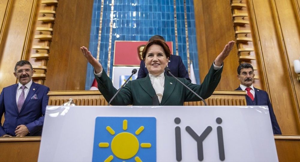 Akşener: "Erdoğan, her şeyi güllük gülistanlık sanıyor"