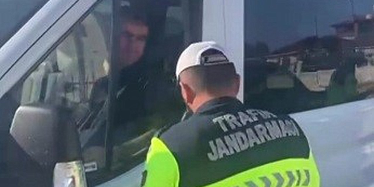 Erzincan’da Okul Çevreleri Ve Servis Araçları Denetlendi