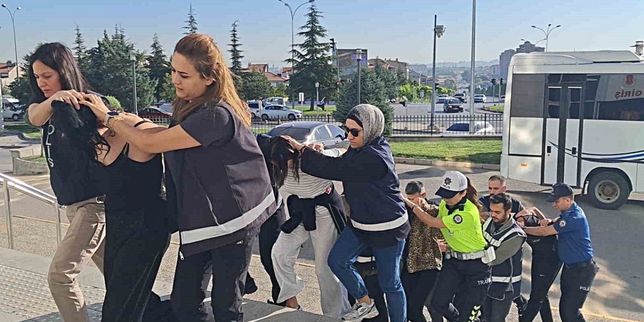 Karaman’da "Sokaklar Güvende" Operasyonunda 10 Şüpheli Tutuklandı