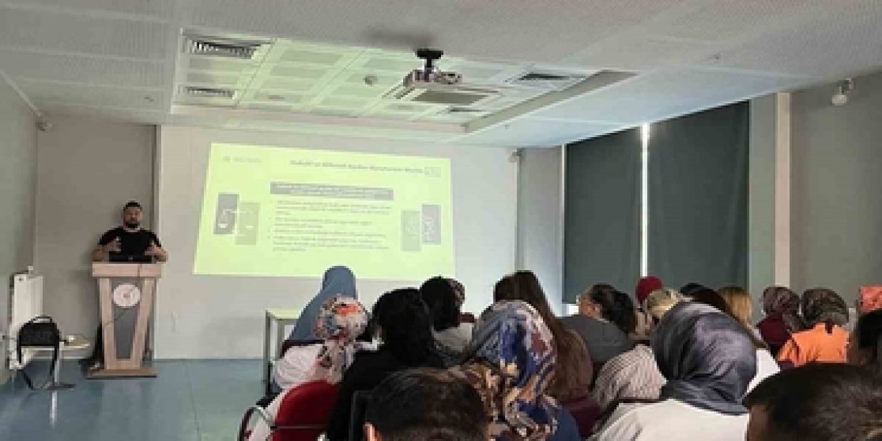 Bilecik'te Özel Güvenlik Görevlilerine Uyuşturucuyla Mücadele Eğitimi Verildi