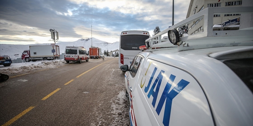 Uludağ'da Kaybolan İki Arkadaşın Aileleri Sevindirici Haber Bekliyor