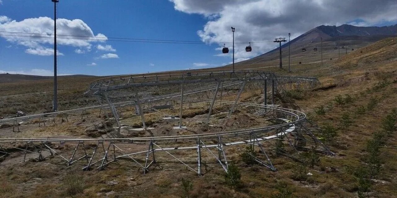 Erciyes'e 1100 Metrelik Dağ Kızağı Parkuru Yapılıyor