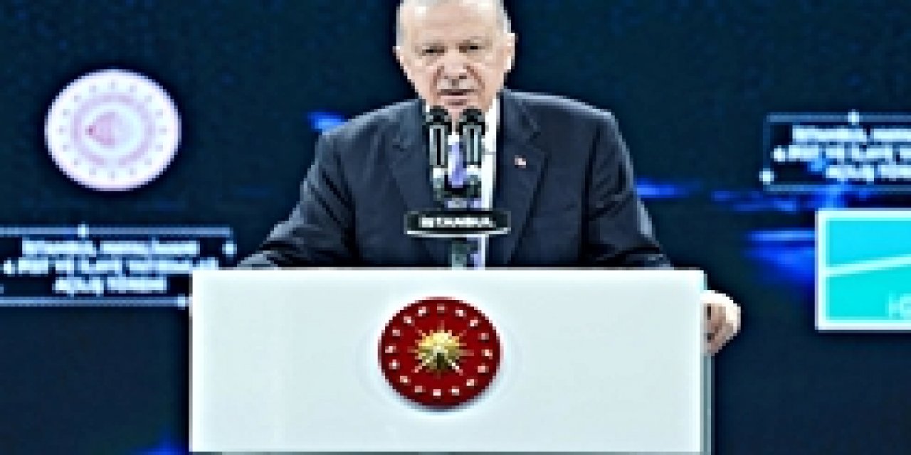 Cumhurbaşkanı Erdoğan'dan Yeni Parti'ye Gönderme: İsim Tartışmasıyla Günlerini İsraf Ede Dursunlar