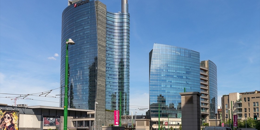 UNICREDIT 8 Bin İşçi Çıkaracak