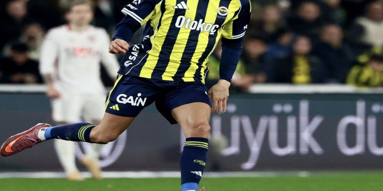 Menisküsü Yırtıldı! Fenerbahçe'nin Yıldızı 2 Ay Yok