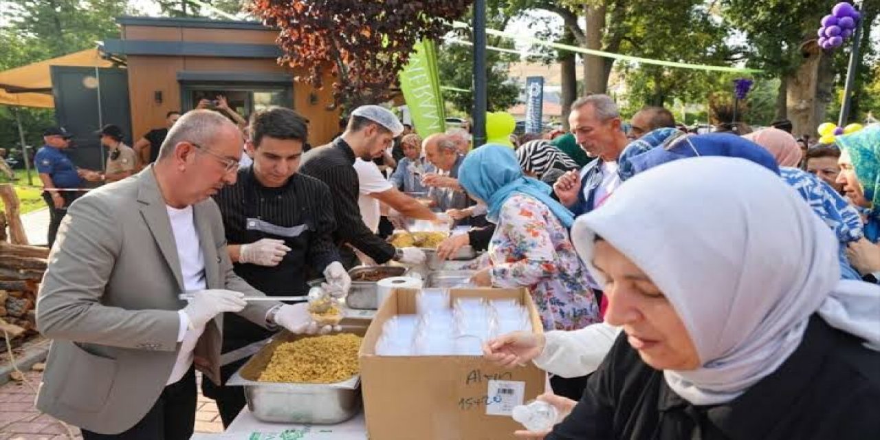 Konya'da Bağbozumu Ve Pekmez Kaynatma Geleneği Yaşatıldı