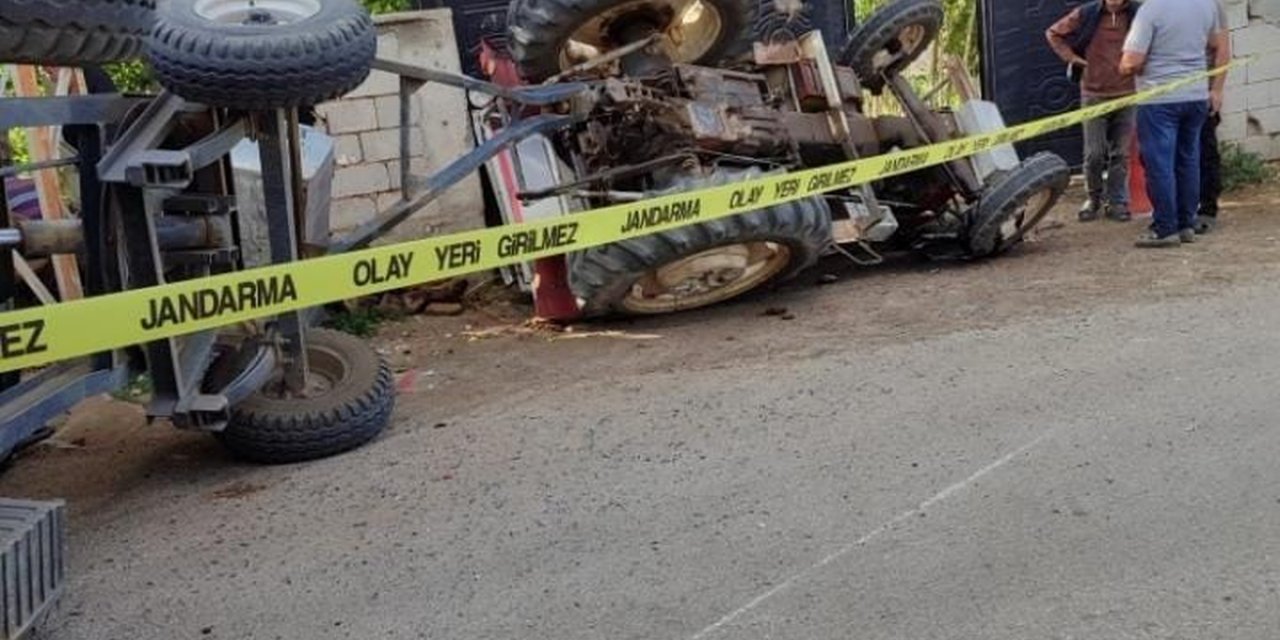 Van Özalp'te Traktörün Devrilmesi Sonucu 3 Kişi Yaralandı Ve Hastaneye Kaldırıldı