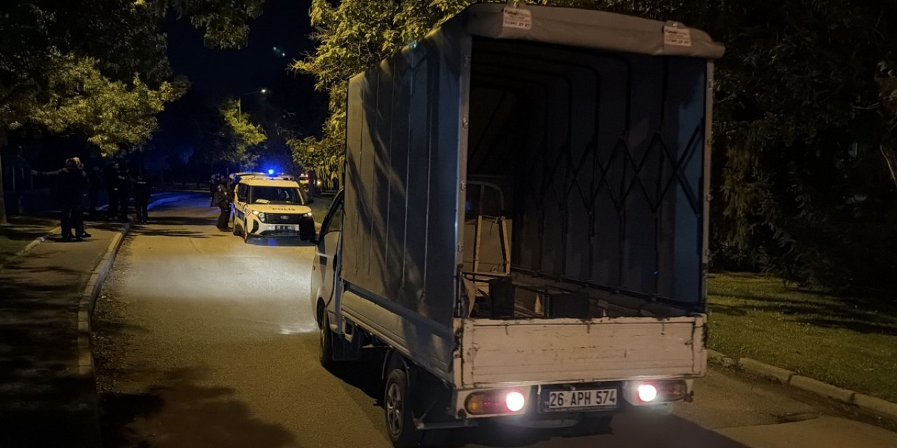 Eskişehir'de Kadın Kamyonetten Atlayınca Ağır Yaralandı; Eşi 350 Bin TL Ceza Aldı