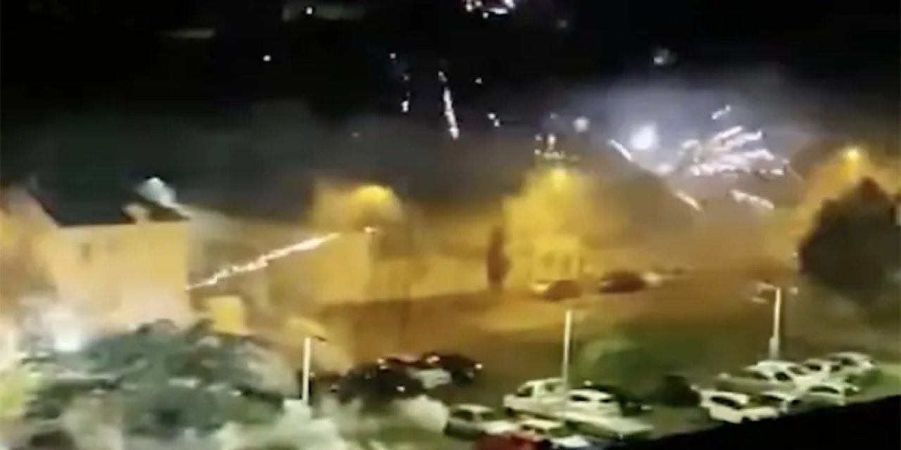 Fransa'da Bir Kasabada Polis Aracı İle Motosikletin Karıştığı Kazanın Ardından Şiddet Olayları Yaşandı