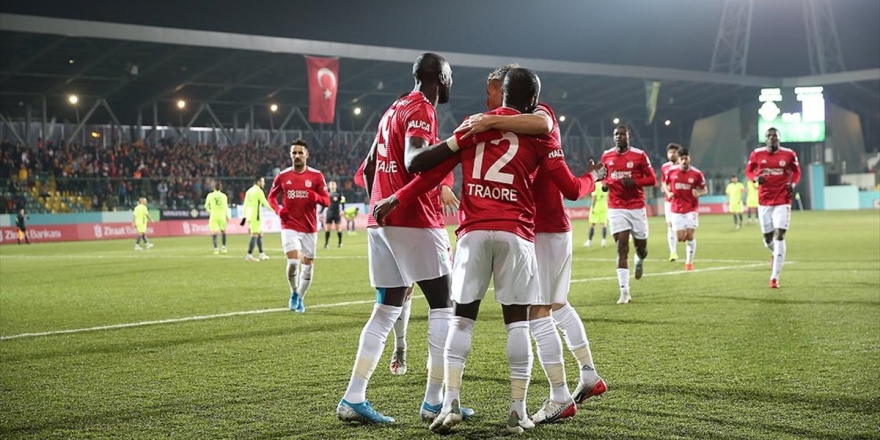 Demir Grup Sivasspor Kupada Zorlanmadı