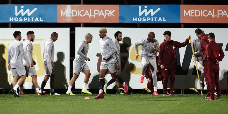 Galatasaray'da İki Yıldız Daha Sakatlandı