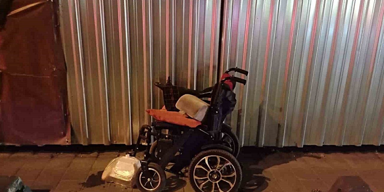 Balıkesir'de Kahreden Kaza! Tekerlekli Sandalyesiyle Yolun Karşısına Geçerken Hayatını Kaybetti