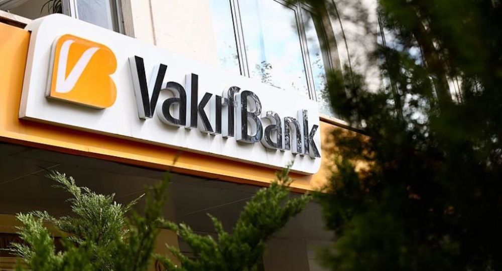 Vakıflar Bankası'nın yüzde 58.5 oranındaki hissesi Hazine ve Maliye Bakanlığı'na devredildi
