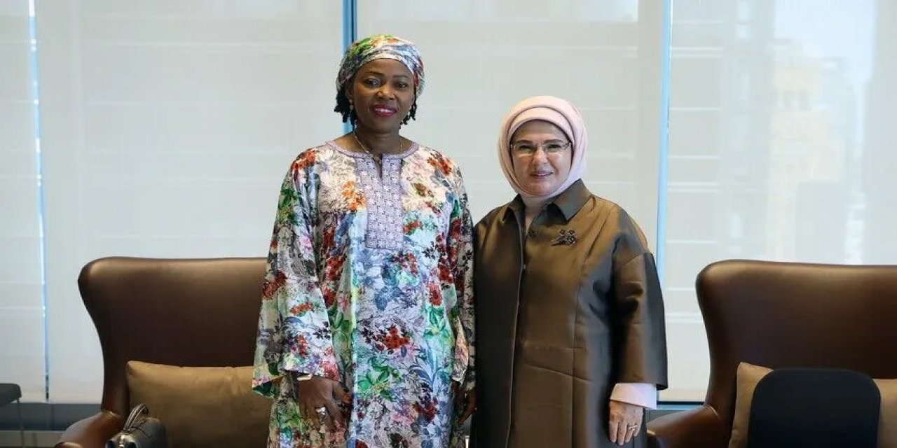 Emine Erdoğan, Sierra Leone Cumhurbaşkanı'nın Eşi Fatima Maada Bio İle Görüştü