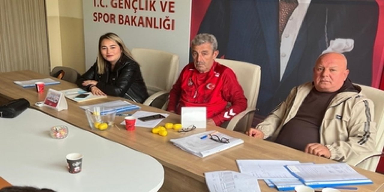 Bilecik'te U14-U15 Gençler Ligi Kuraları Çekildi, İlk Hafta Bilecik Derbisi Oynanacak