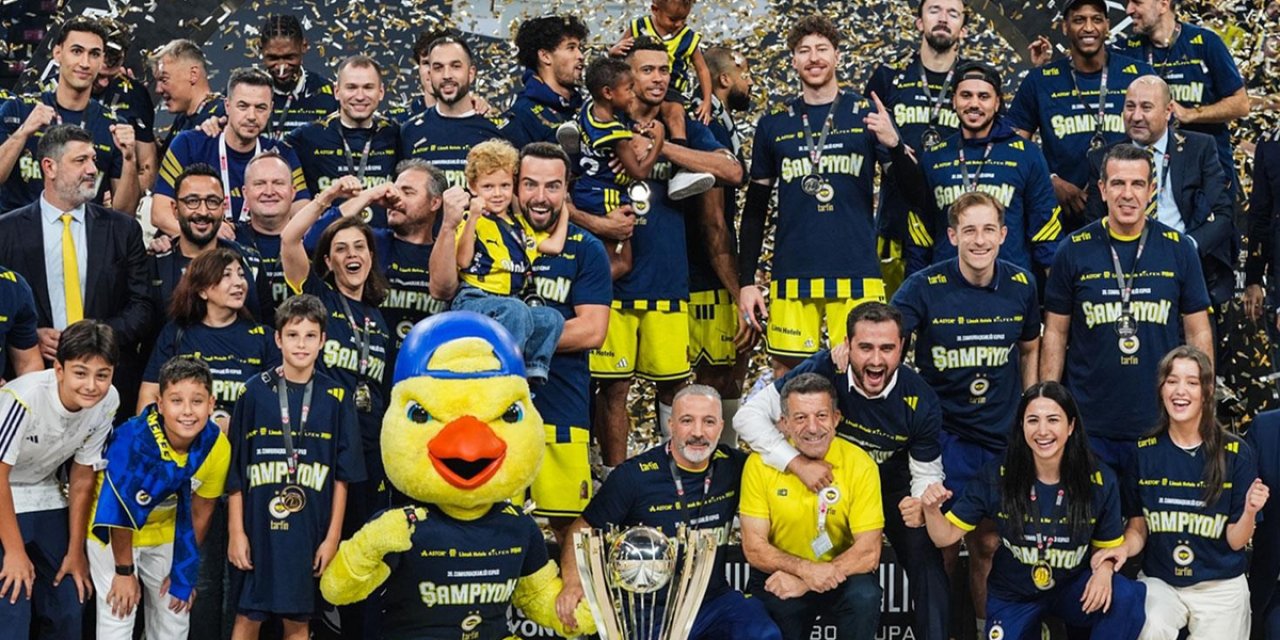 Fenerbahçe Tarfin Erkek Basketbol Takımı, Cumhurbaşkanlığı Kupası'nı Aldı