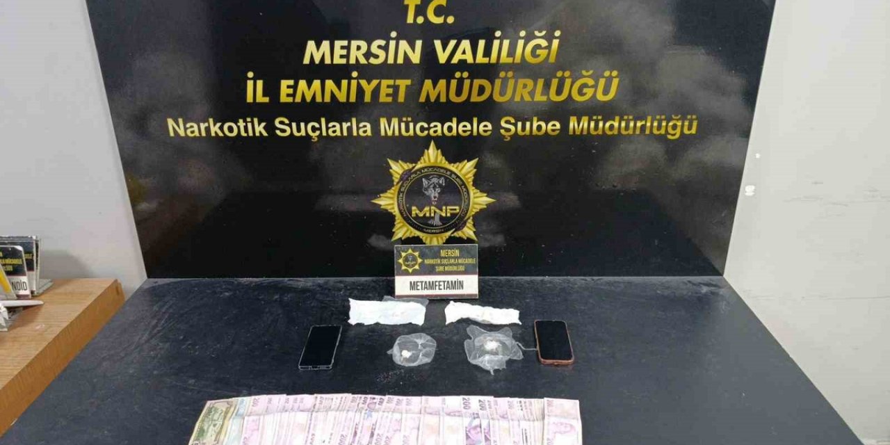 Mersin'de 257 Bin 762 Adet Sentetik Ecza Ele Geçirildi, 12 Şüpheliden 5'i Tutuklandı