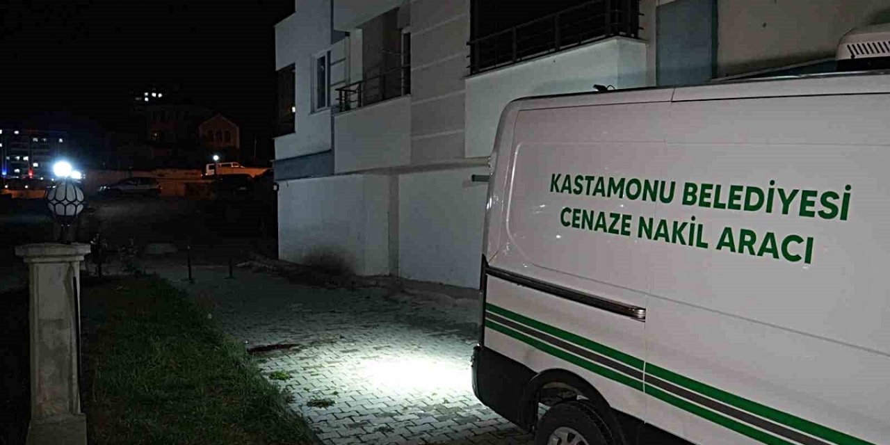 49 Yaşındaki Kadın, Kastamonu'da 12'nci Kattaki Balkondan Düşerek Hayatını Kaybetti.