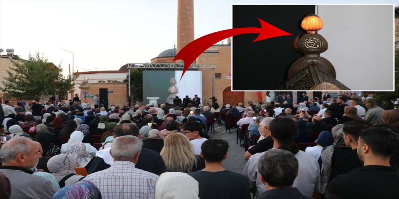 Siirt Tillo'da Güneşin İlk Işınları 262 Yıl Önceki Düzenekle Türbeye Ulaştı