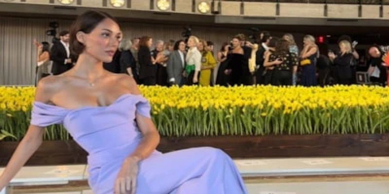 Dilan Çiçek Deniz'in Aşk Karesi! Sevgilisiyle Poz Verdi
