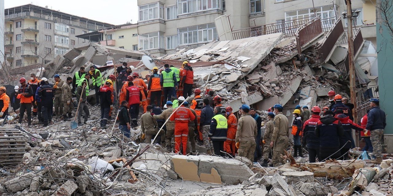 Malatya'da Enkaz Demiri Davasında Dönemin Vali Yardımcısı Kumpas İddiasında Bulundu