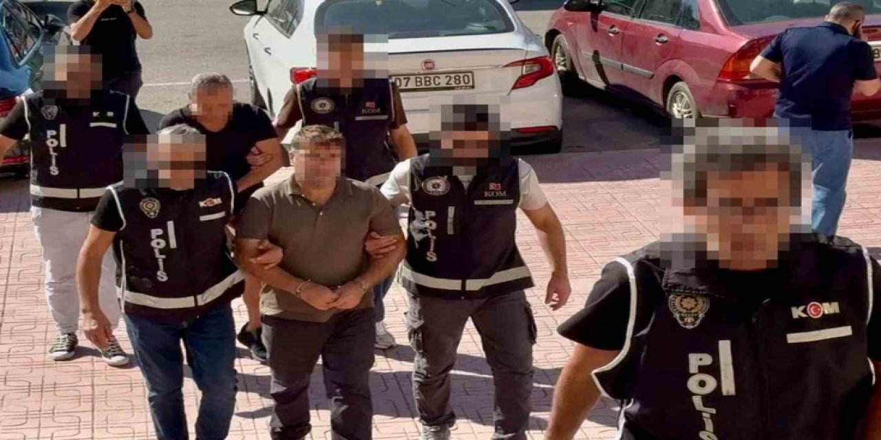 Bodrum Liman Başkanı Yat Girişlerinde 12 Bin Euro Rüşvet İddiasıyla Suçüstü Yakalandı