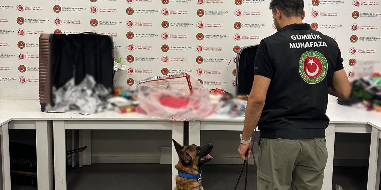 İstanbul Havalimanı'nda 20 Kilogram Uyuşturucu Ele Geçirildi