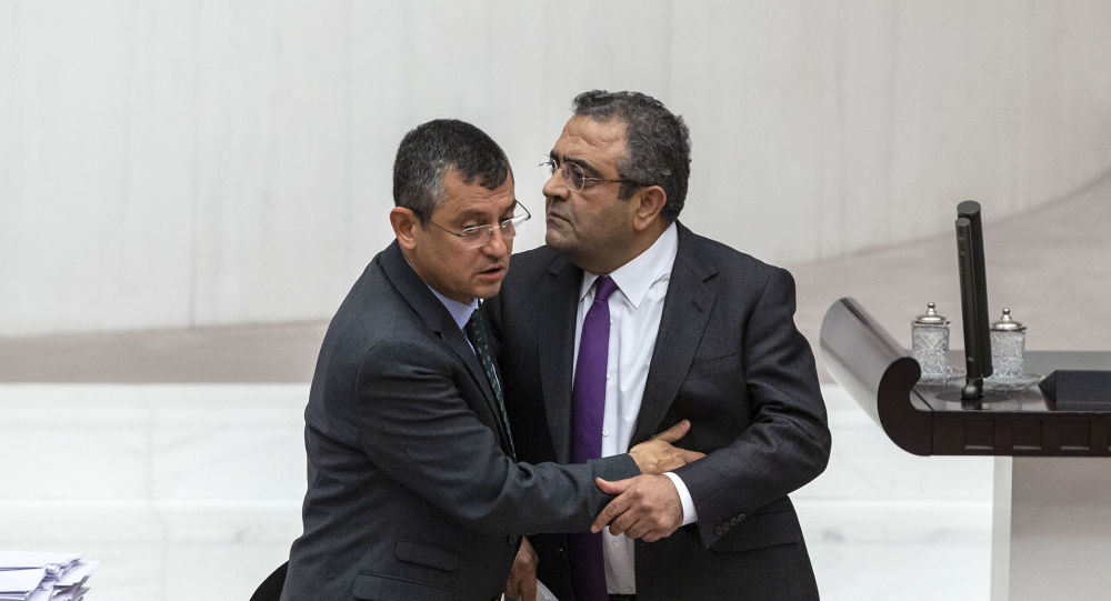 Meclis'te gergin oturum: 'İt dedin' tartışması