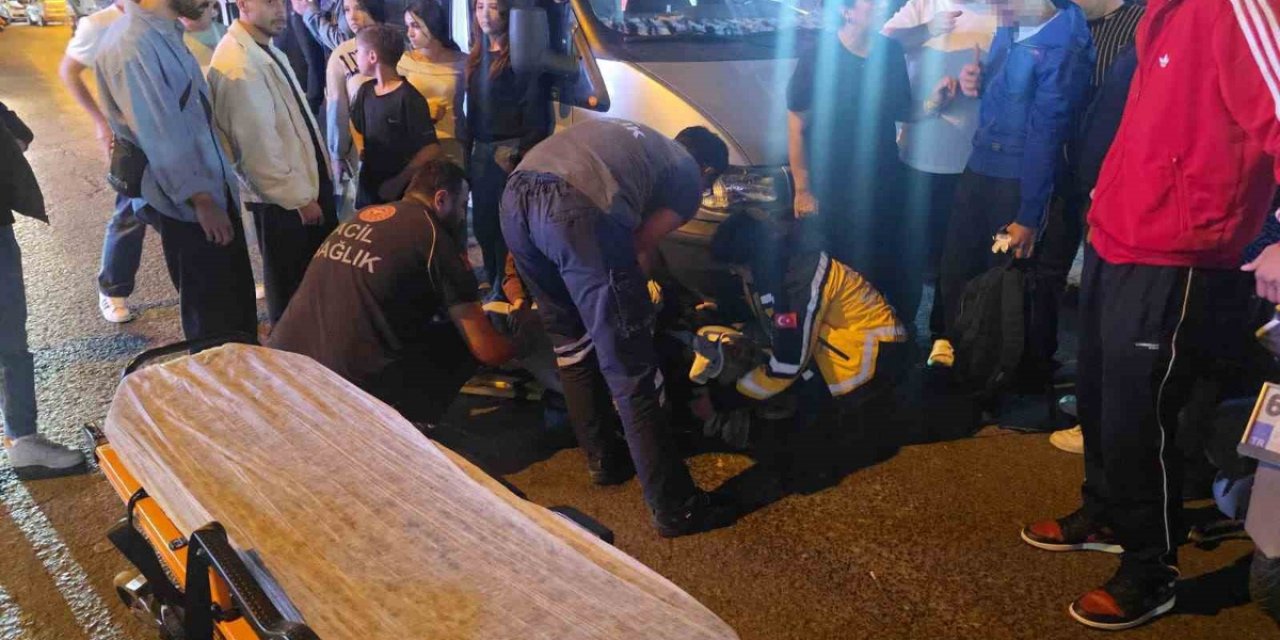 Zonguldak Ereğli'de Motosikletin Çarptığı Anne Yaralandı, Oğlu Yara Almadan Kurtuldu