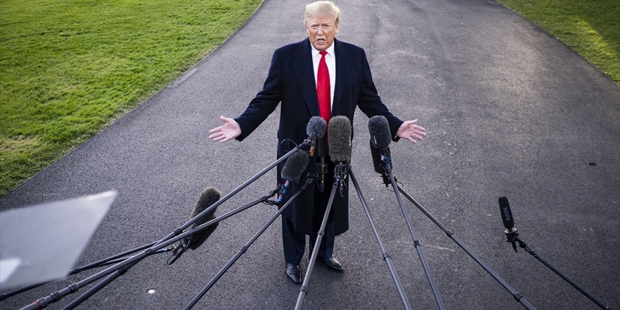 Trump'tan Zelenskiy İle Yaptığı Telefon Görüşmesine İlişkin Yeni Savunma