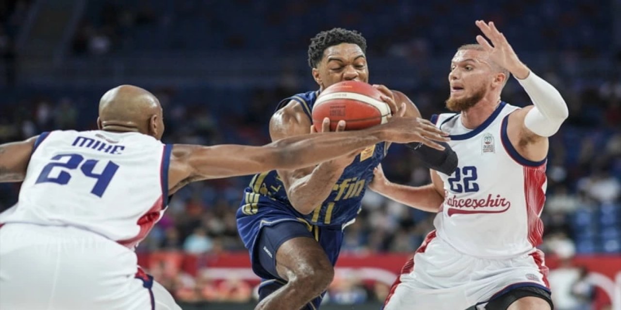 Fenerbahçe Sezona Bahçeşehir Koleji Mağlubiyetiyle Girdi