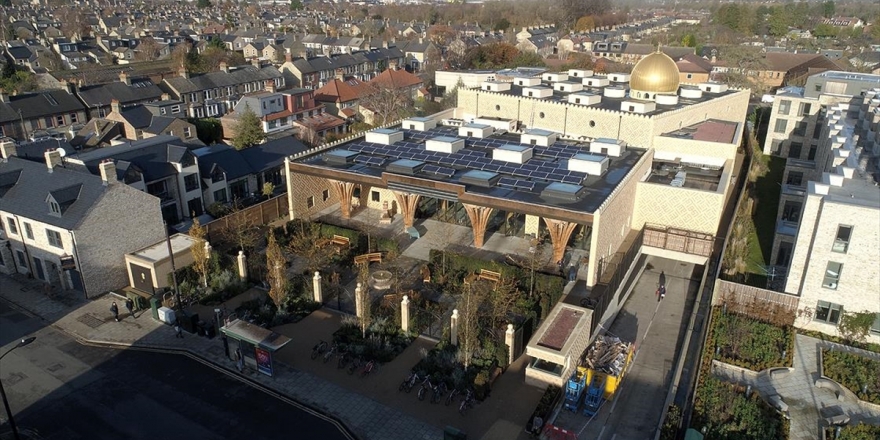 Erdoğan'ın Açacağı Cambridge Camisi Avrupa'nın İlk Çevre Dostu Camisi