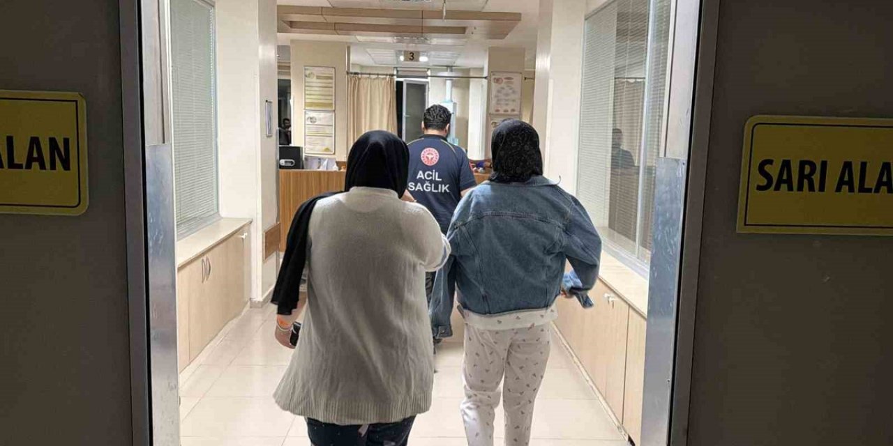 Adıyaman'da Yurttaki İki Öğrenci Gıda Zehirlenmesi Şüphesiyle Hastaneye Kaldırıldı