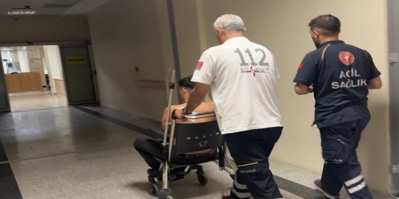 “Doğruluk Mu, Cesaret Mi?” Oyunu Kanlı Bitti: Kuzenler Birbirini Bıçakladı