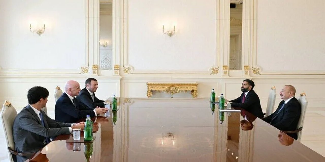Azerbaycan Cumhurbaşkanı Aliyev, Fıfa Başkanı Infantino'yu Kabul Etti