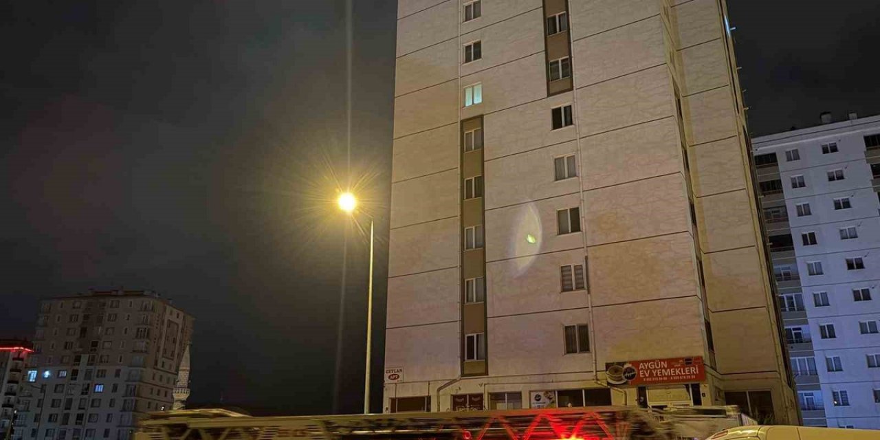 Kayseri Talas'ta 10 Katlı Binadaki Duman Tahliye Edildi, Yaralanan Olmadı
