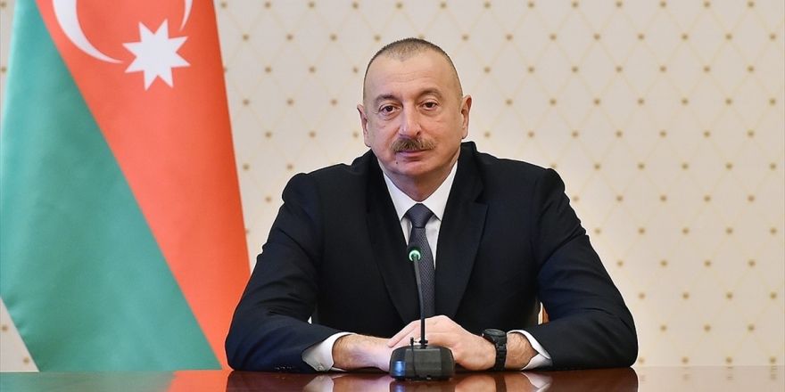 Azerbaycan Cumhurbaşkanı Aliyev Parlamentoyu Feshetti