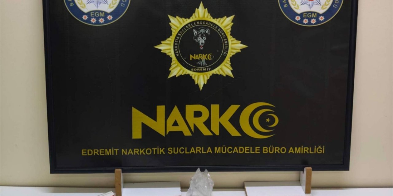 Balıkesir Ve Edremit'te 3 Şüpheli Tutuklandı, 511 Gram Uyuşturucu Ele Geçirildi
