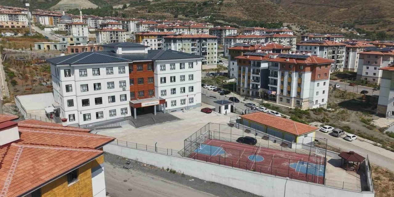 Hatay'da 254 Yeni Okul Hizmete Açıldı, 47 Okulun İnşaatı Sürüyor