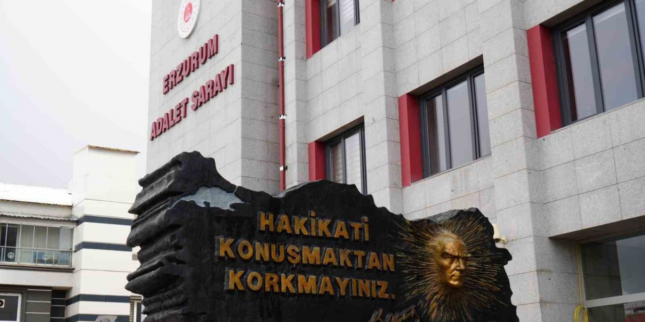 Erzurum'da Hukukçularla Yapılan Araştırma Yapay Zekâ İçin Hibrit Model Önerdi