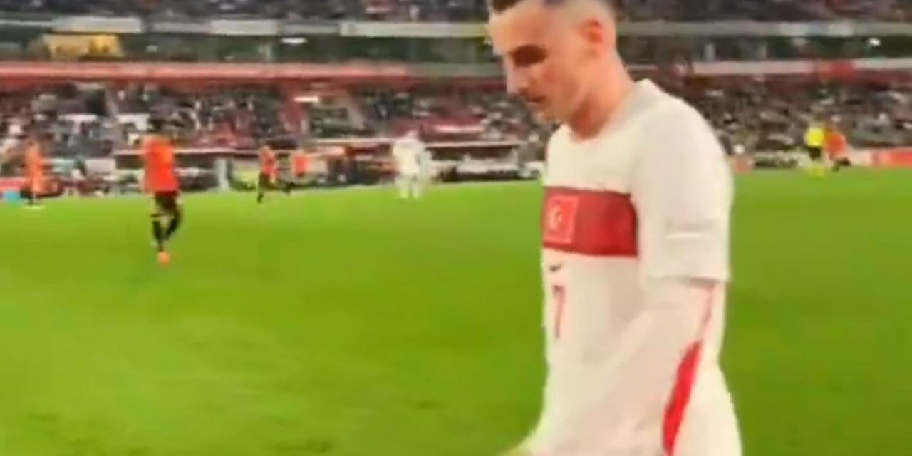 Türk Taraftar Kerem Aktürkoğlu'na Patladı: Lan Seni...