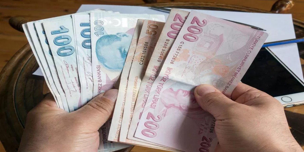 Türkiye'de Milyonlar Kullanıyor! Abonelik Ücretlerine Dev Zam Geldi