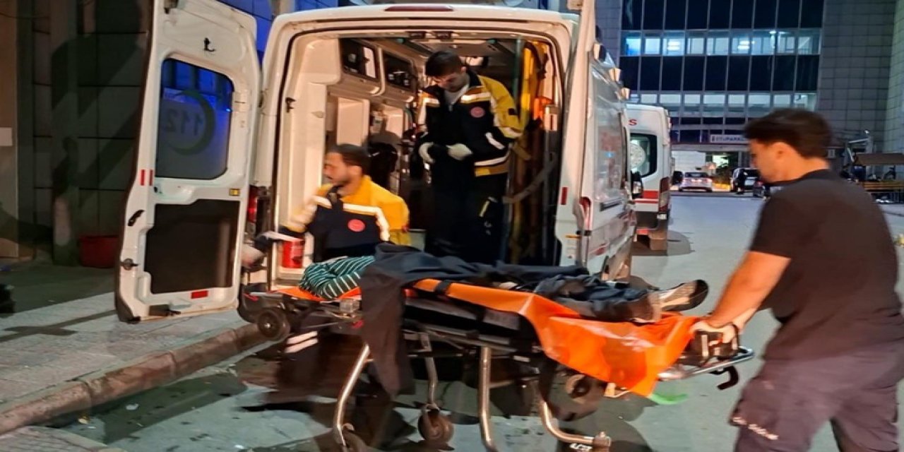 Ne Alacak-Verecek Ne De Kız Meselesi! Bu Kez "Tişört" Tartışmasında Kan Aktı