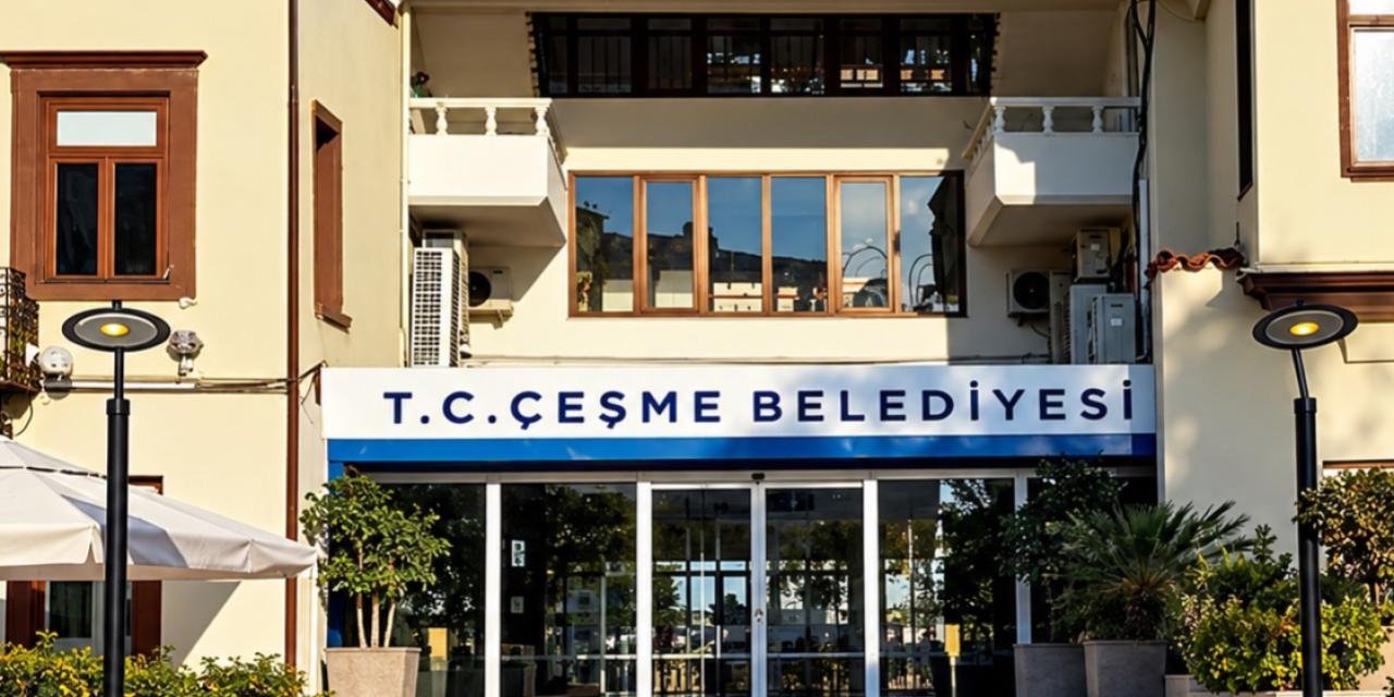 Çeşme Belediyesi'ne Yönelik "Rüşvet Ve Örgütlü Suç" Operasyonu: 8 Gözaltı