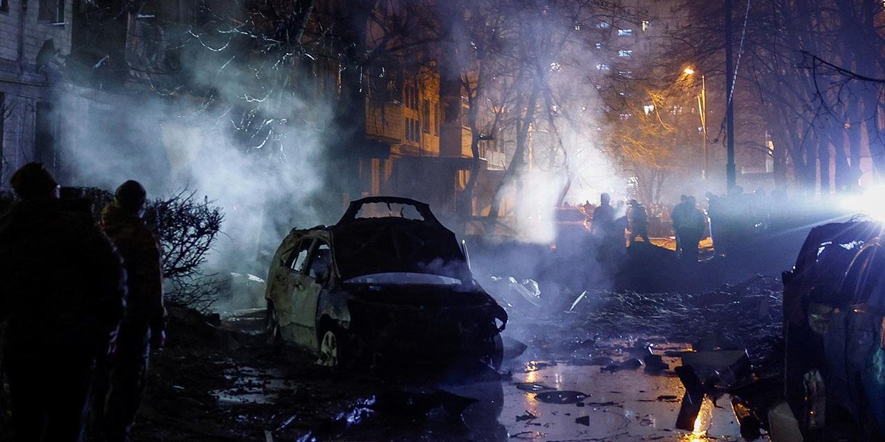 Ukrayna: Rusya'nın Hava Saldırılarında 8 Kişi Hayatını Kaybetti